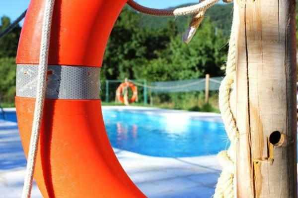 Hostel Backpacker Solopuent كاستيلو دي جاكا المظهر الخارجي الصورة